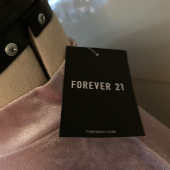 Forever 21 velvet top - Picture 2 of 3